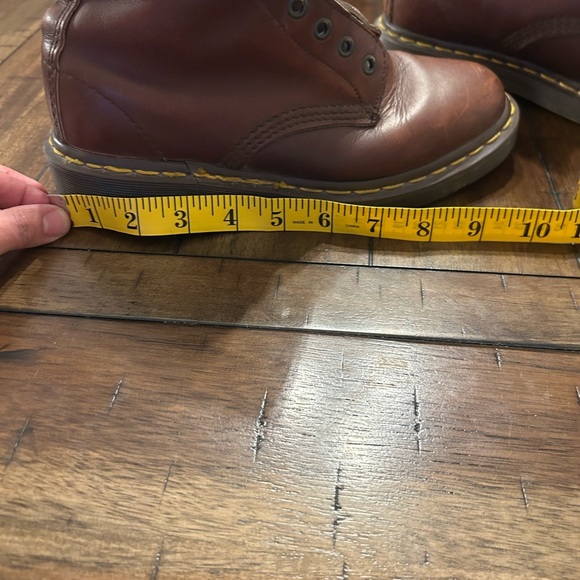 Vintage Dr. Martens Made in England 1460 8-Eye Boots Brown Leather Women’s 7 - Picture 14 of 16